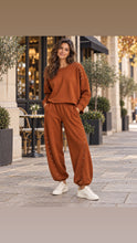 Stella stud lounge set